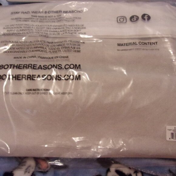 8 Other Reasons Tan Vegan Leather Slouchy Bucket Bag New - Picture 4 of 5